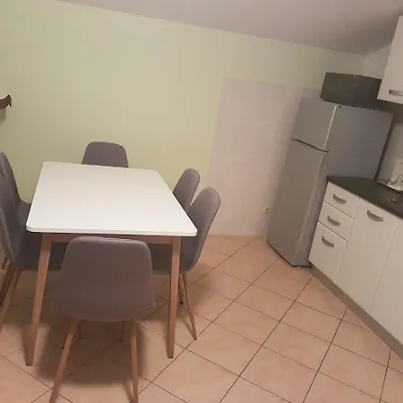 Danica Apartmán *