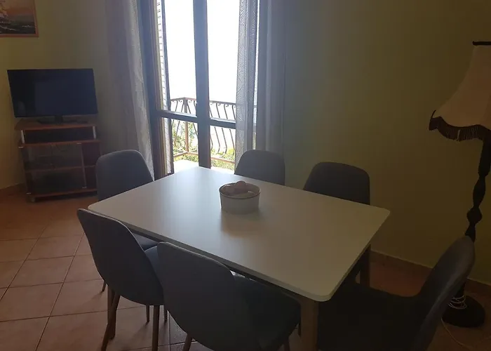Danica Apartman Brela